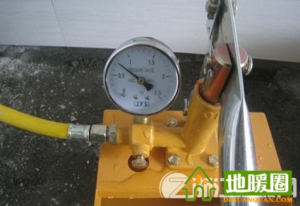 地暖打壓試驗(yàn)怎樣做？地暖打壓測(cè)量標(biāo)準(zhǔn)及施工流程